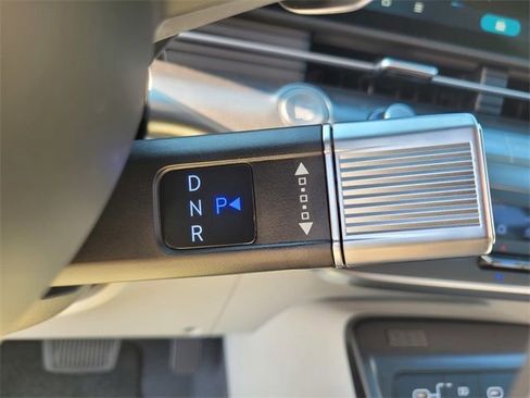 New 2024 Hyundai Kona SEL w/ Convenience Package image 22