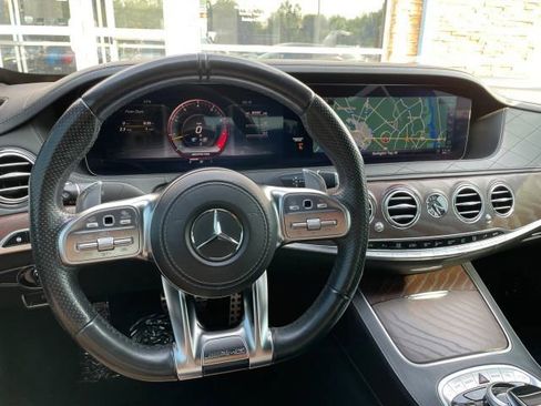 Used 2019 Mercedes-Benz S 63 AMG S 4MATIC Sedan w/ Warmth & Comfort Package image 27