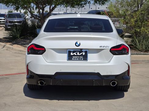 Used 2024 BMW 230i Coupe w/ Premium Package RWD image 13