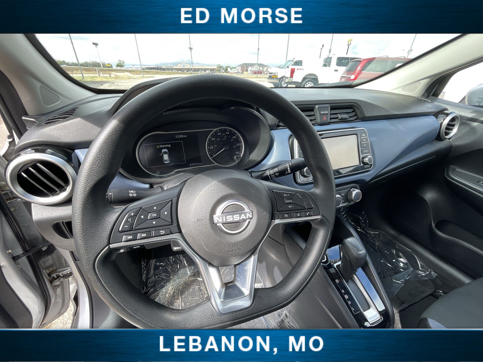 Used 2025 Nissan Versa SV FWD image 10