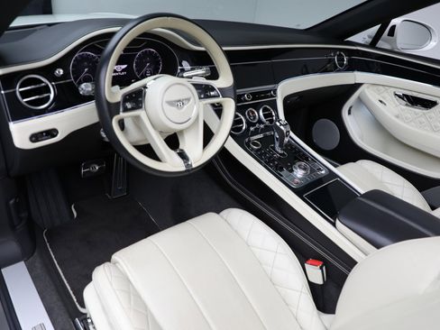 Certified 2020 Bentley Continental GT First Edition image 31