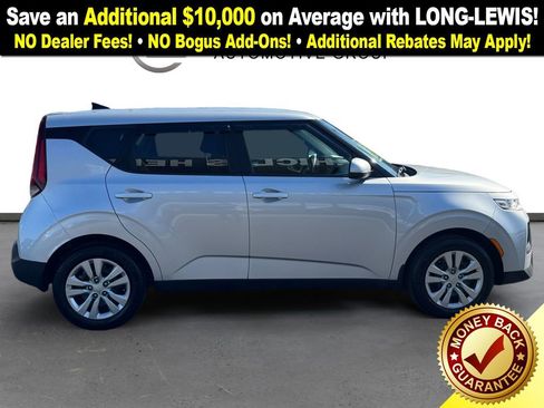 Used 2020 Kia Soul LX image 8
