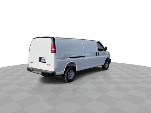 New 2025 GMC Savana 2500 Extended w/ Driver Convenience Package image 8