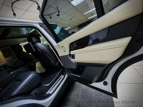 Used 2018 Land Rover Range Rover Long Wheelbase Autobiography image 58