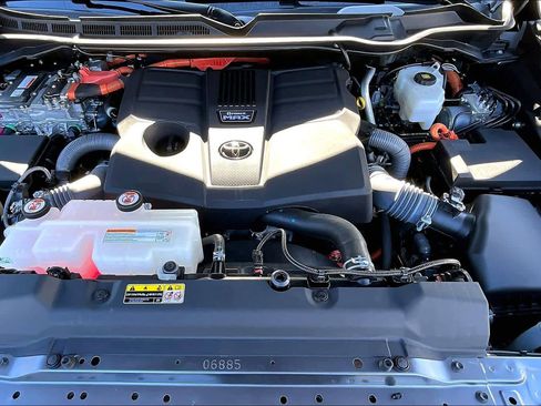 Used 2023 Toyota Sequoia Capstone image 28