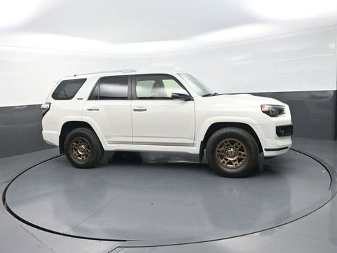 Used 2023 Toyota 4Runner Limited AWD/4WD image 27