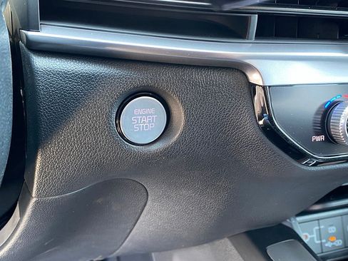 New 2026 Kia Sorento EX FWD image 18