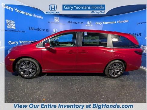 New 2026 Honda Odyssey Touring image 9