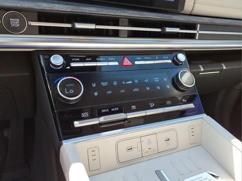 New 2026 Hyundai Santa Fe Limited AWD/4WD image 22
