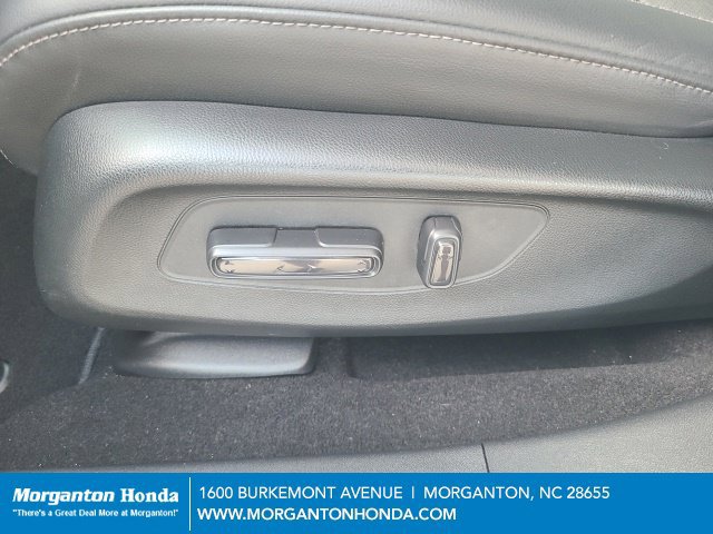 Used 2024 Honda HR-V EX-L image 12