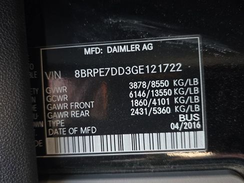 Used 2016 Mercedes-Benz Sprinter 2500 image 18