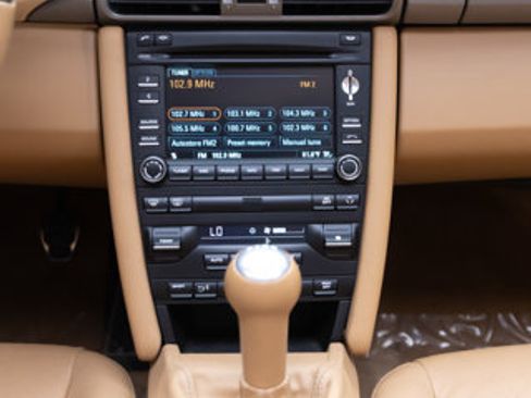 Used 2010 Porsche 911 Carrera RWD image 69