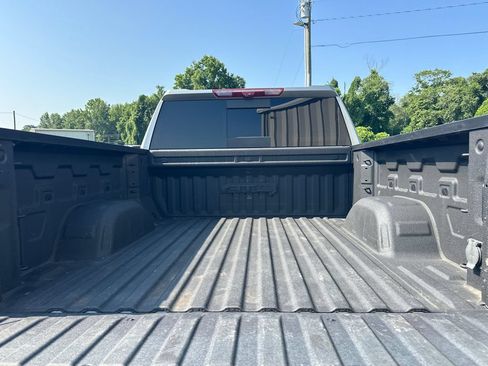 Used 2024 GMC Sierra 1500 AT4 w/ Technology Package AWD/4WD image 19