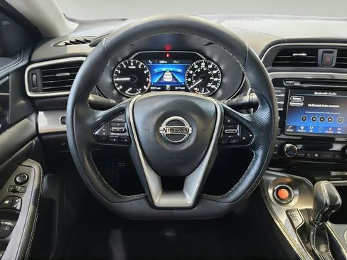 Used 2019 Nissan Maxima 3.5 SV w/ Floor Mat Group FWD image 9