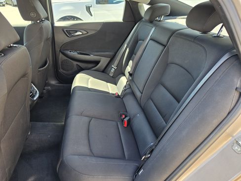 Used 2023 Chevrolet Malibu LT w/ Driver Confidence Package FWD image 19