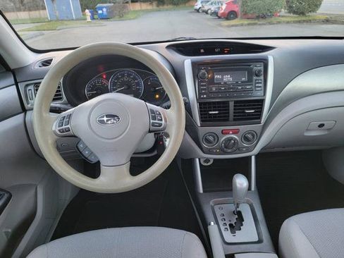 Used 2013 Subaru Forester 2.5X w/ Alloy Wheel Pkg image 12