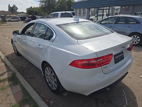 Used 2019 Jaguar XE RWD image 6