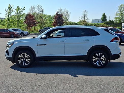 Used 2024 Volkswagen Atlas Cross Sport SE AWD/4WD image 5