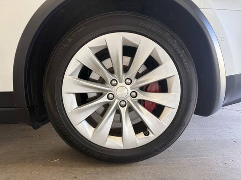 Used 2020 Tesla Model X Performance AWD/4WD image 15