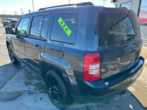 Used 2015 Jeep Patriot Sport w/ Power Value Group image 7