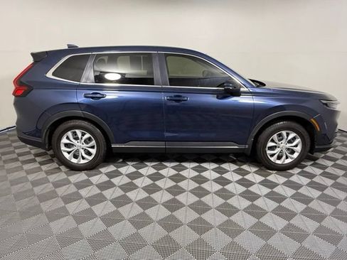Used 2024 Honda CR-V LX image 7