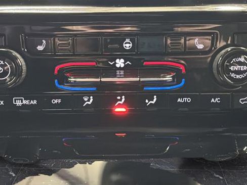 Used 2022 Jeep Grand Cherokee Limited 4xe w/ MOPAR Finishing Package AWD/4WD image 34