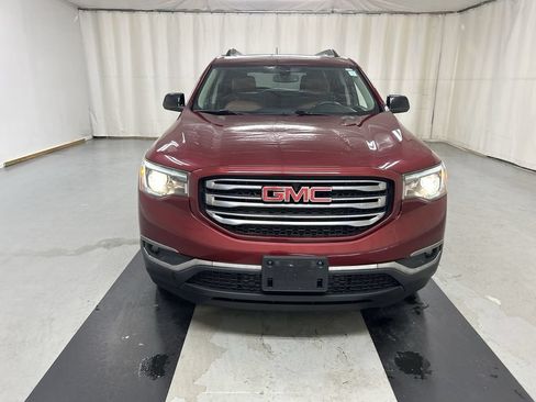 Used 2017 GMC Acadia SLT AWD/4WD image 3