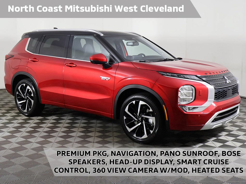 Used 2025 Mitsubishi Outlander SEL AWD/4WD image 1