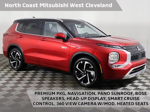 Used 2025 Mitsubishi Outlander SEL AWD/4WD image 1