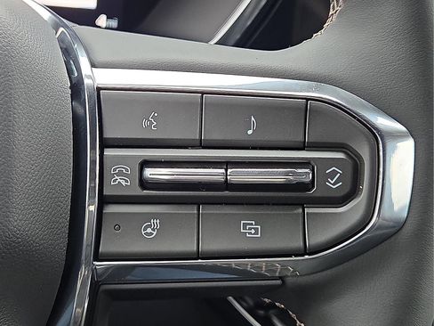 New 2026 GMC Canyon Denali image 22