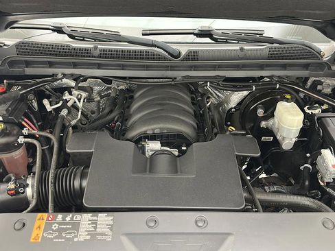 Used 2018 Chevrolet Silverado 1500 High Country AWD/4WD image 30