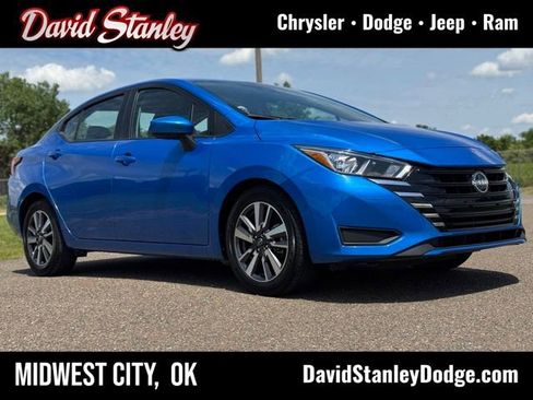 Used 2023 Nissan Versa SV FWD image 1