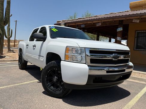 Used 2011 Chevrolet Silverado 1500 LS RWD image 2