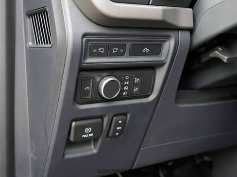 Used 2022 Ford F150 Raptor w/ Convenience Package image 38