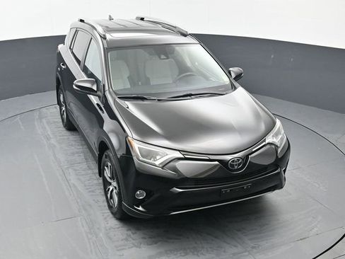 Used 2017 Toyota RAV4 XLE image 44