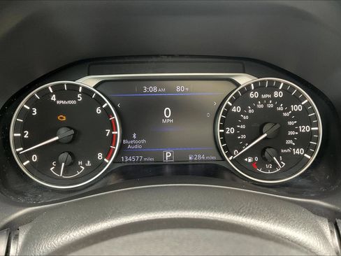Used 2019 Nissan Altima 2.5 SR w/ SR Premium Package FWD image 11