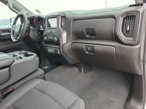 Used 2022 Chevrolet Silverado 1500 Custom RWD image 17
