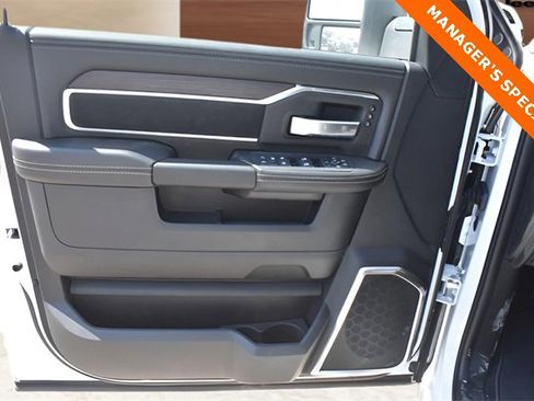 New 2026 RAM 2500 Laramie w/ Night Edition image 10