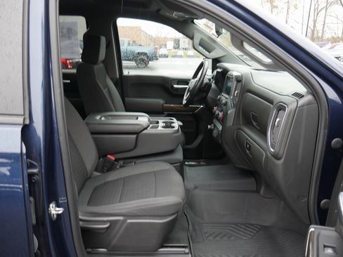 Used 2022 Chevrolet Silverado 1500 LT image 25