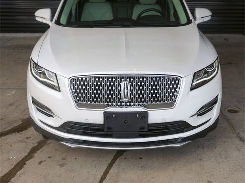 Used 2019 Lincoln MKC Reserve w/ MKC Technology Package image 11