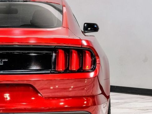 Used 2016 Ford Mustang GT Premium w/ GT Performance Package RWD image 38