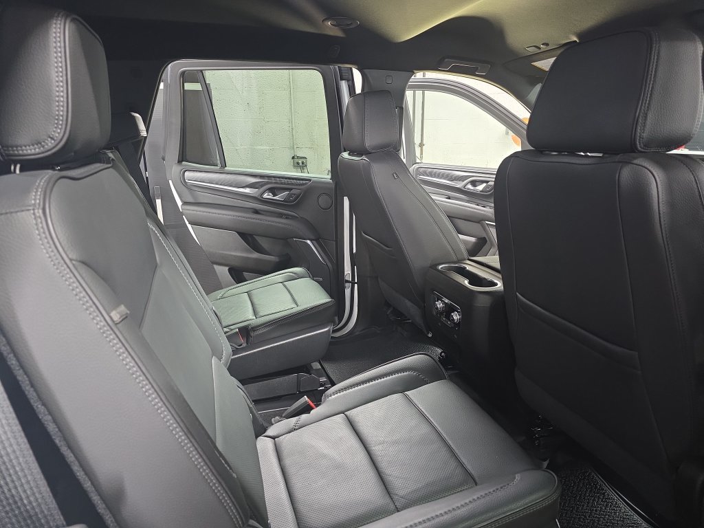 Used 2021 GMC Yukon Denali AWD/4WD image 13