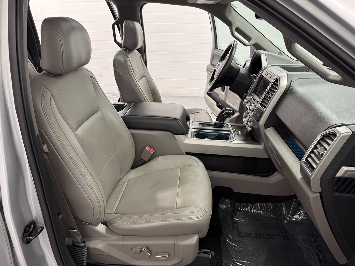 Used 2015 Ford F150 Lariat w/ Equipment Group 502A Luxury AWD/4WD image 14