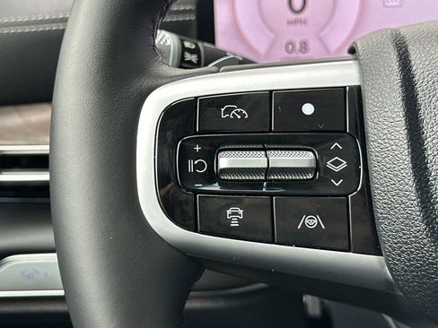 Used 2026 Genesis GV80 2.5T Select image 30