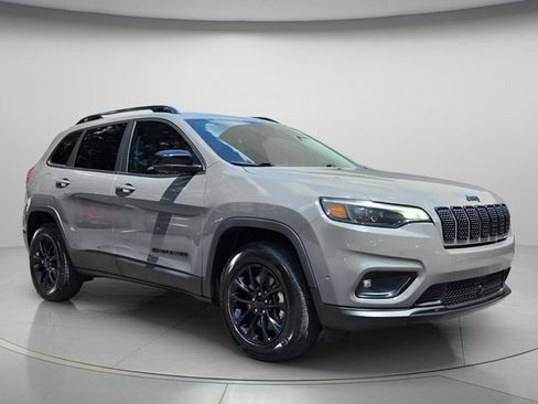 Used 2023 Jeep Cherokee Altitude Lux AWD/4WD image 9