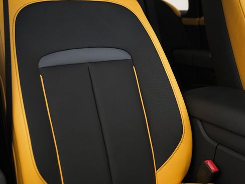 New 2026 Rolls-Royce Cullinan image 41