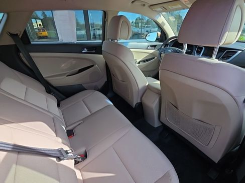 Used 2016 Hyundai Tucson SE FWD image 15
