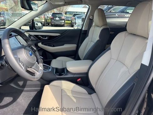 Certified 2025 Subaru Outback Limited image 9