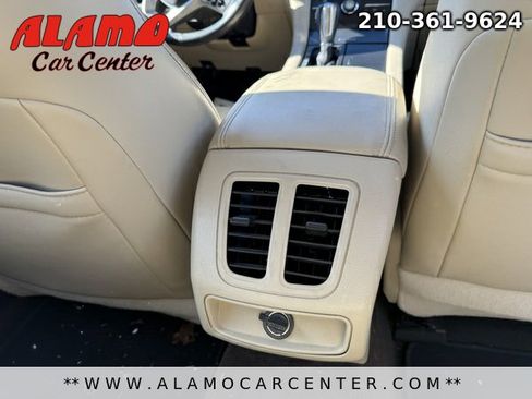 Used 2013 Ford Taurus SEL image 19