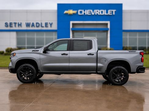 New 2026 Chevrolet Silverado 1500 LT Trail Boss w/ Dark Appearance Package AWD/4WD image 4